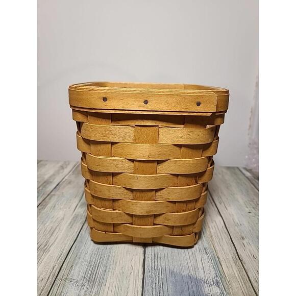 Longaberger Basket Handwoven Marked  signed 1993 Small 6" Tall Square. No Handle - Picture 1 of 9